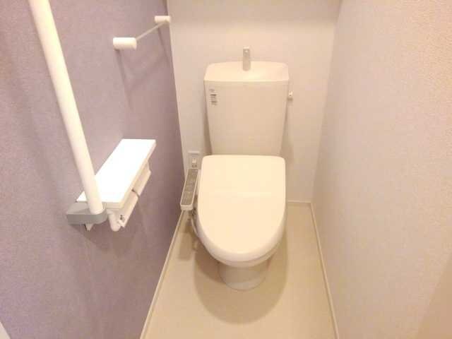 パインルーツIIIの物件内観写真