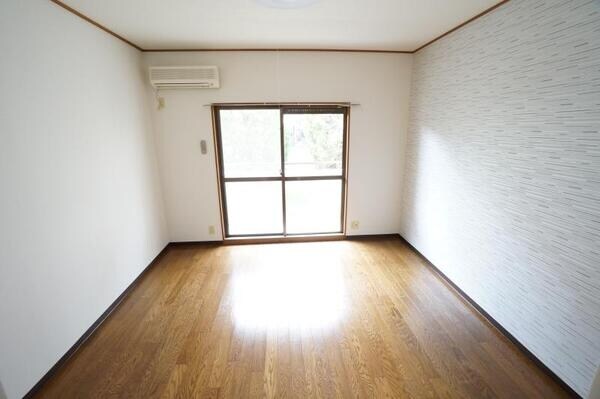 セレント茨木鮎川の物件内観写真