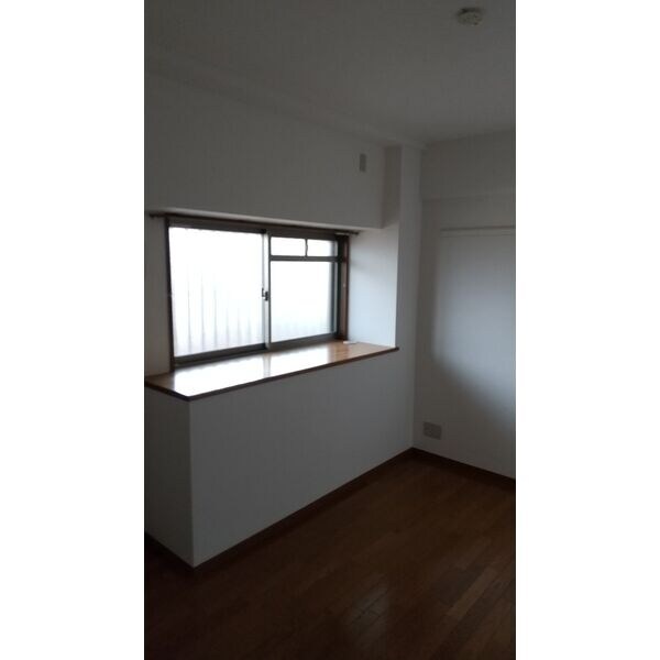 リアライズ安威の物件内観写真