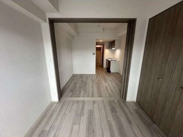 エスリードレジデンス江坂垂水町の物件内観写真