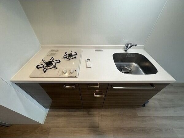 エスリードレジデンス江坂垂水町の物件内観写真