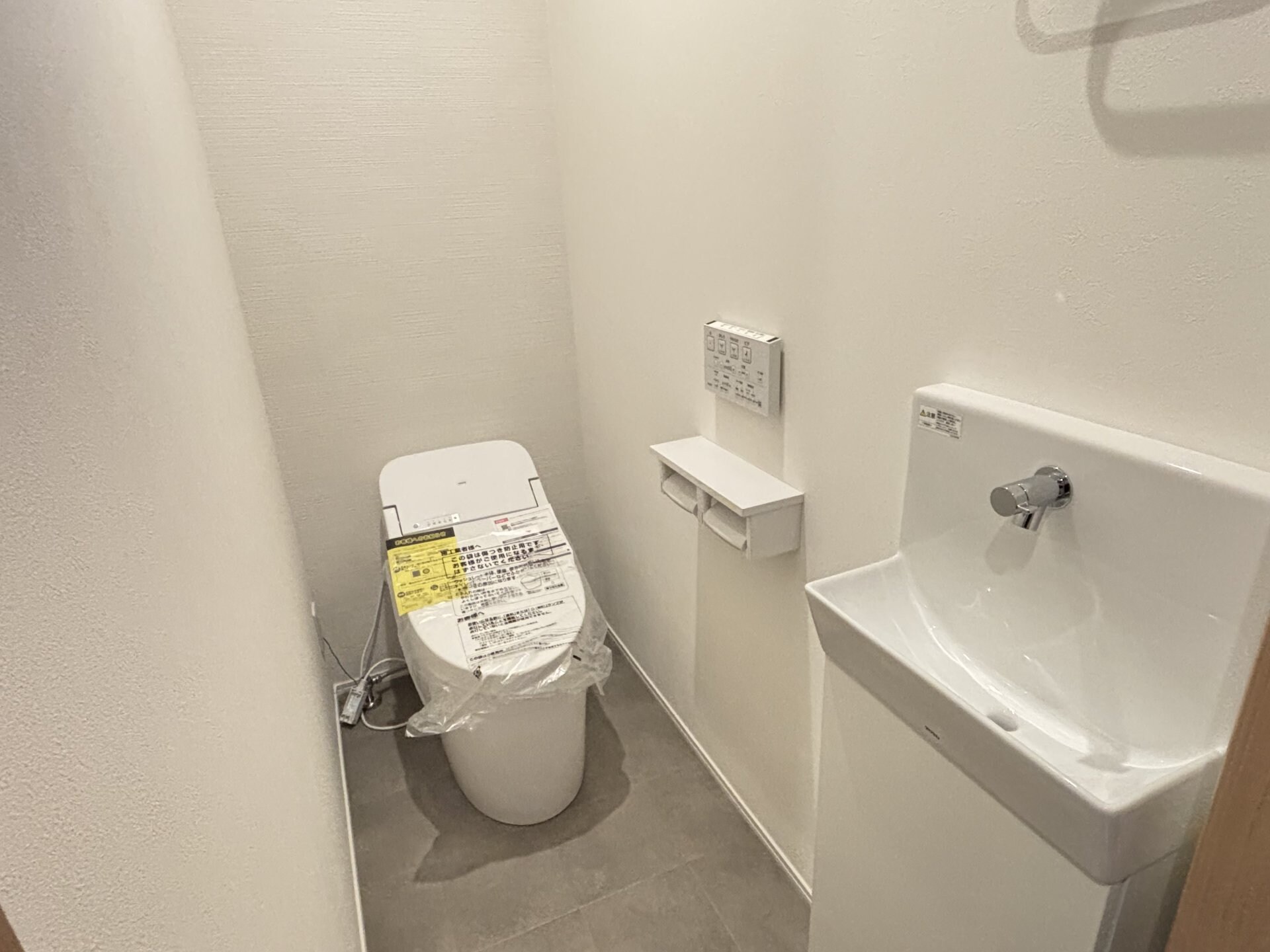 ファミリエ津之江A棟の物件内観写真