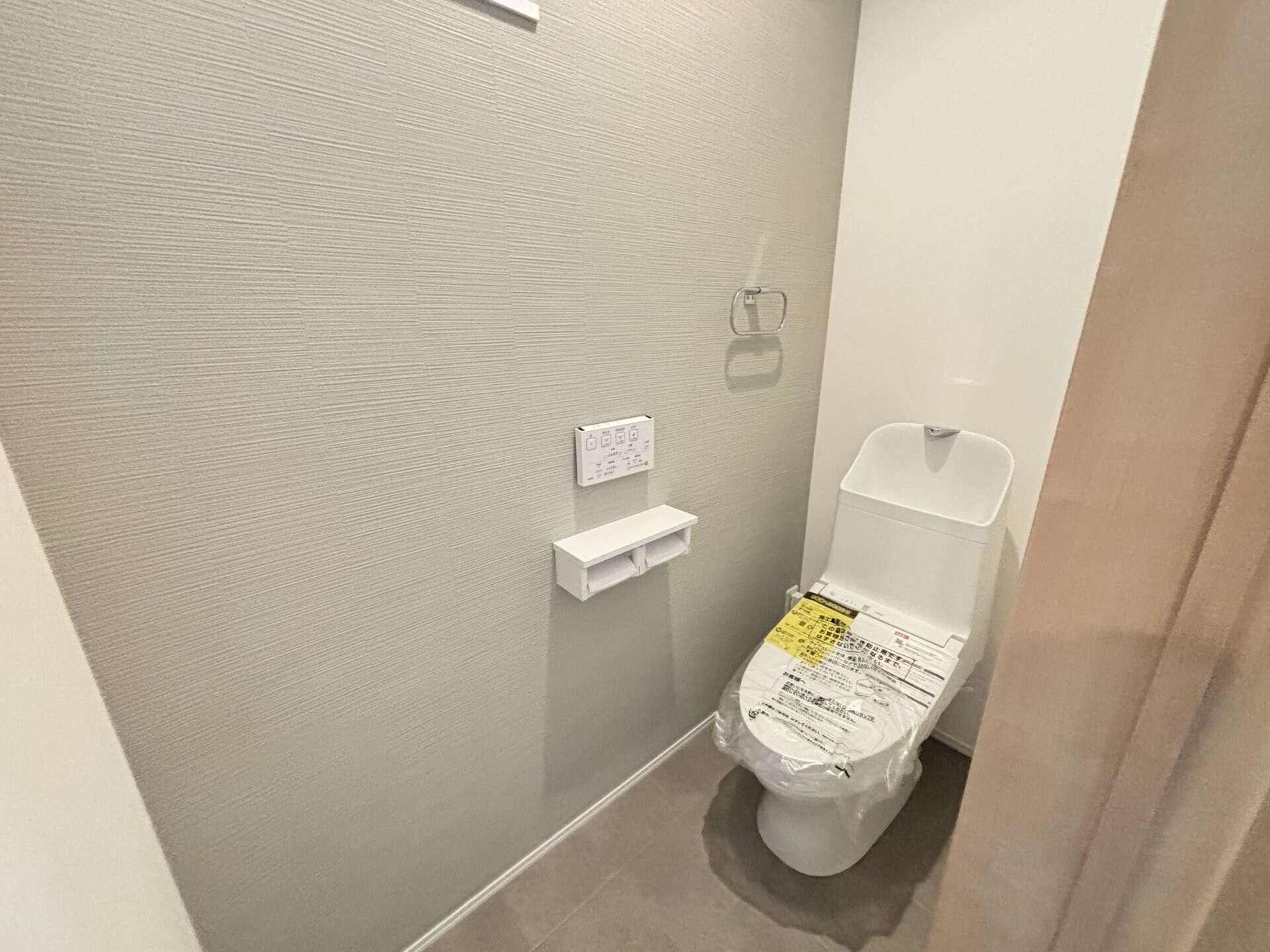 ファミリエ津之江A棟の物件内観写真