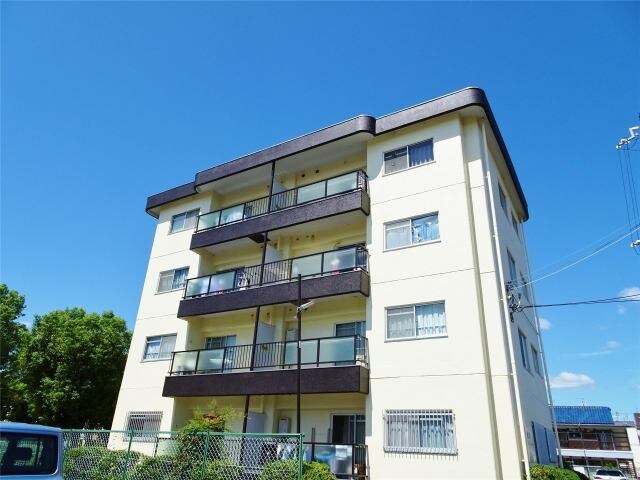 ヴィレーラの物件外観写真