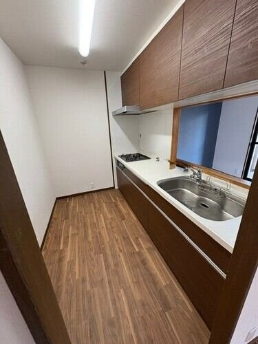 高槻・阿武山九番街東2号棟の物件内観写真