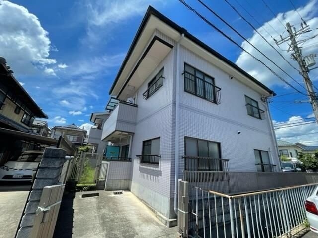 メゾンクレールの物件外観写真