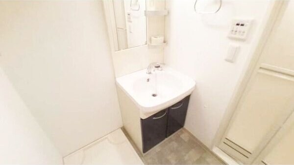 アスリート江坂II番館の物件内観写真