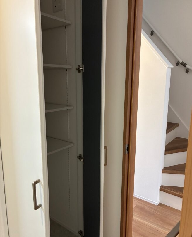 ファミリエ如是A棟の物件内観写真