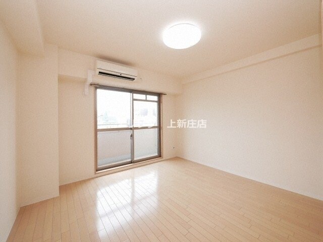 ルミエール新大阪の物件内観写真