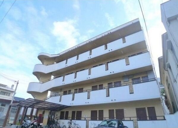 サンコーポウエノの物件外観写真