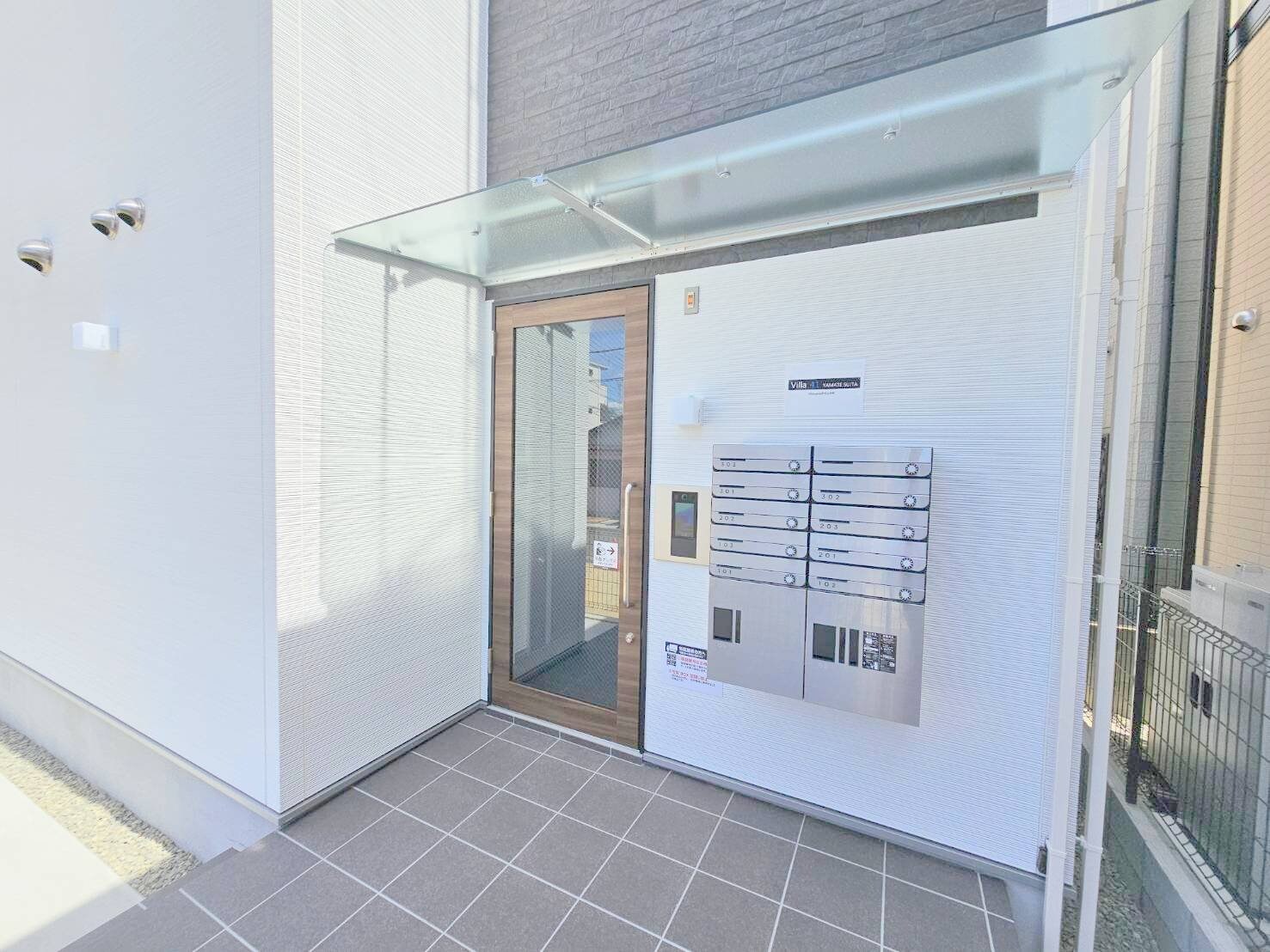 Villa 41 YAMATE SUITAの物件内観写真