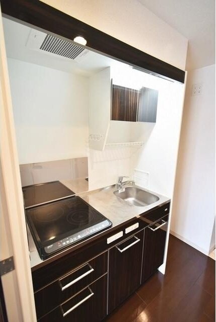 SERENiTE江坂四番館の物件内観写真