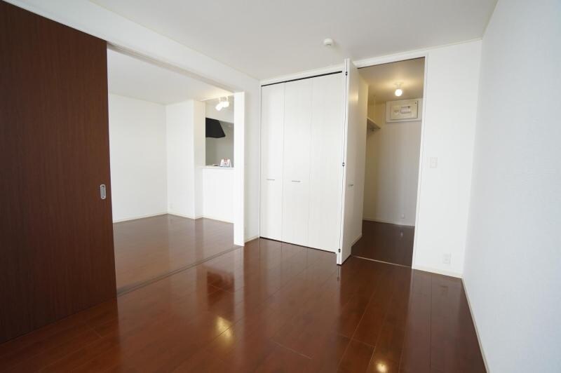 ローズタウンIIIの物件内観写真