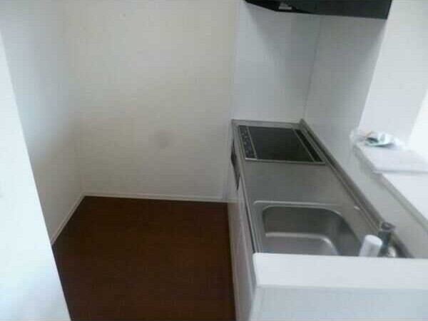 ローズタウンIIIの物件内観写真