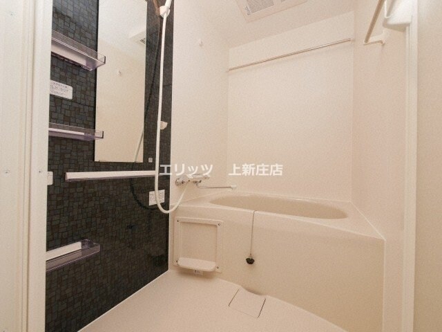 セレニテ福島プリエの物件内観写真