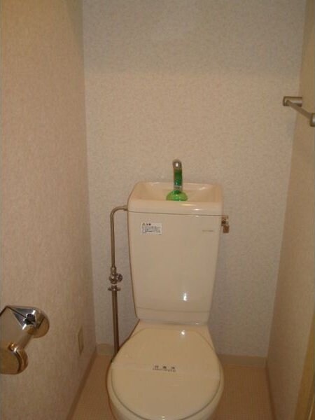 Win Road Esakaの物件内観写真