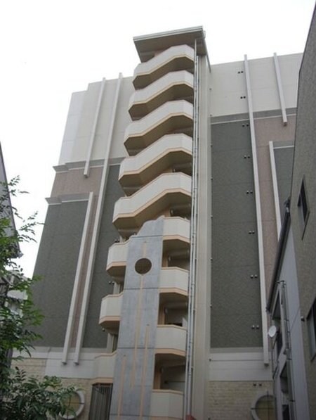 ドゥーエ本庄の物件外観写真