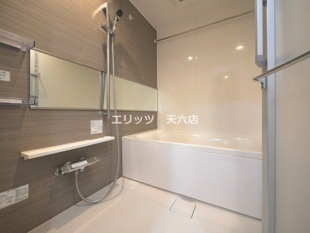 CREST COURT DOSHINの物件内観写真