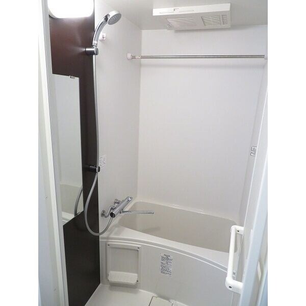 スペーシア江坂広芝町の物件内観写真