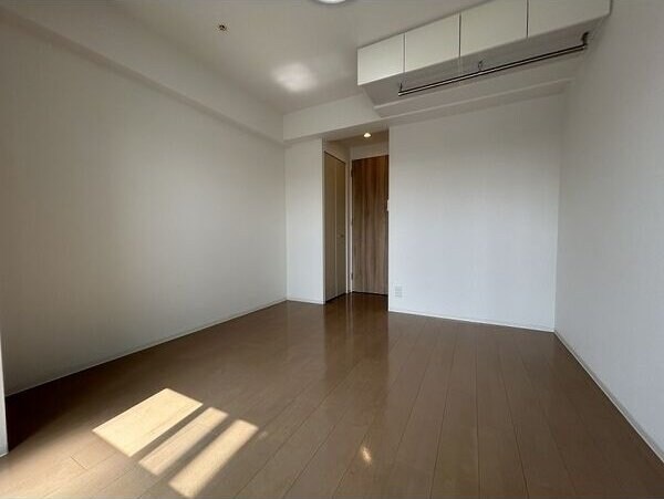 APRILE南森町の物件内観写真