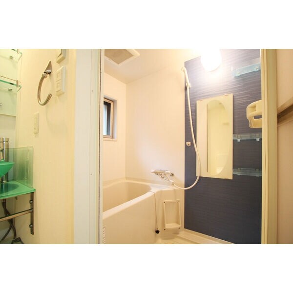 アスール江坂3rdの物件内観写真