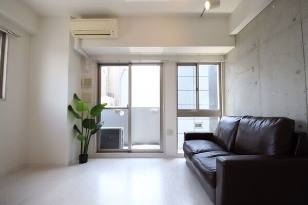 アスール江坂3rdの物件内観写真