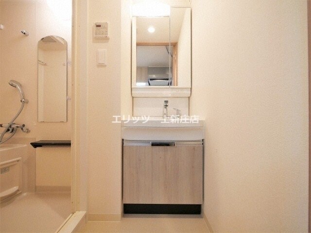 プレサンスブルーム東三国の物件内観写真