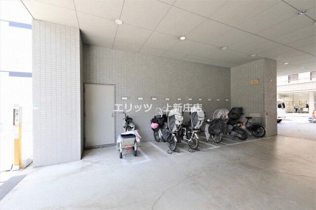 レジディア西天満の物件内観写真