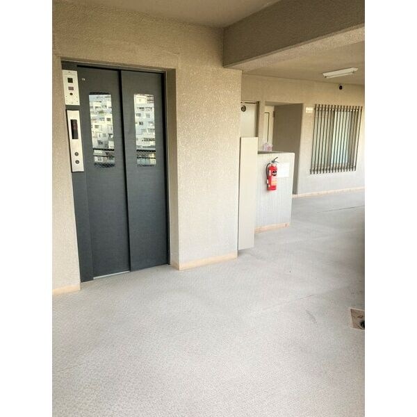 アーバンパーク緑地公園の物件内観写真