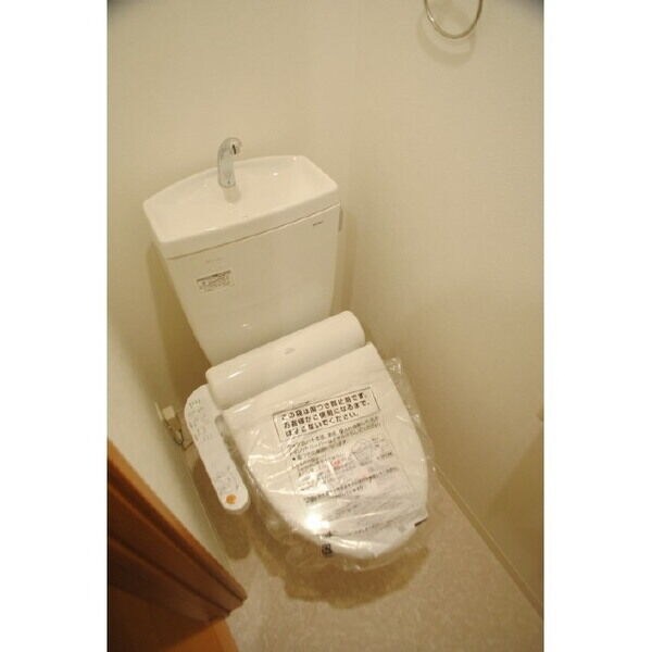 KTIレジデンス江坂の物件内観写真