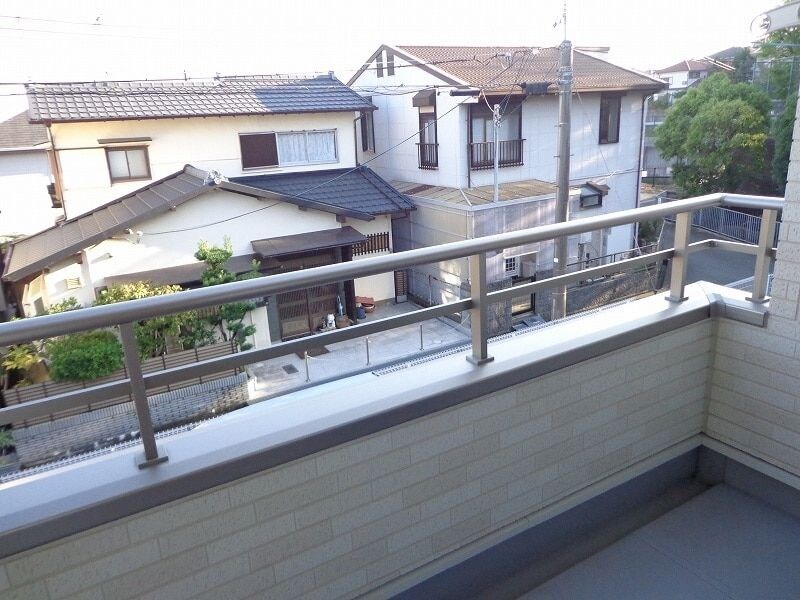 レヴール松ヶ丘の物件内観写真