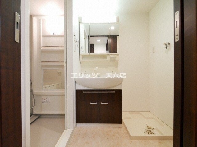 グランシス江坂の物件内観写真