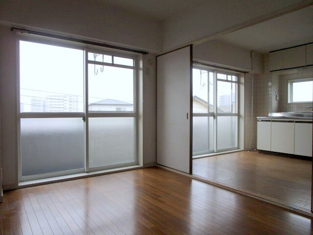 サンフレア千里丘の物件内観写真