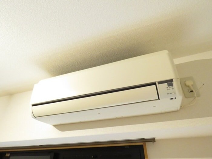 ラトゥール江坂の物件内観写真