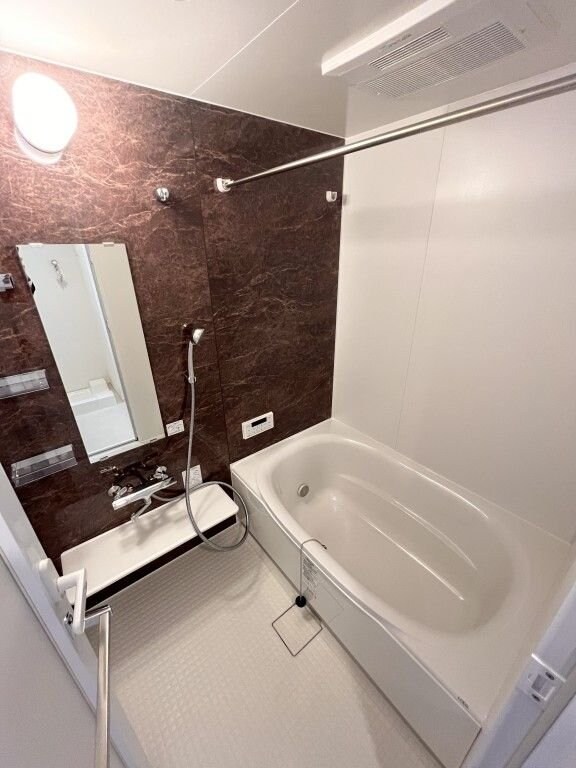 ル・コンフリエの物件内観写真