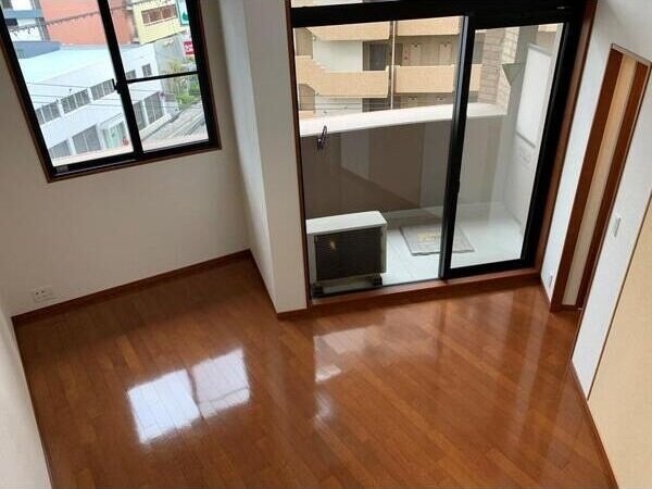 フォレステージュ江坂垂水町の物件内観写真