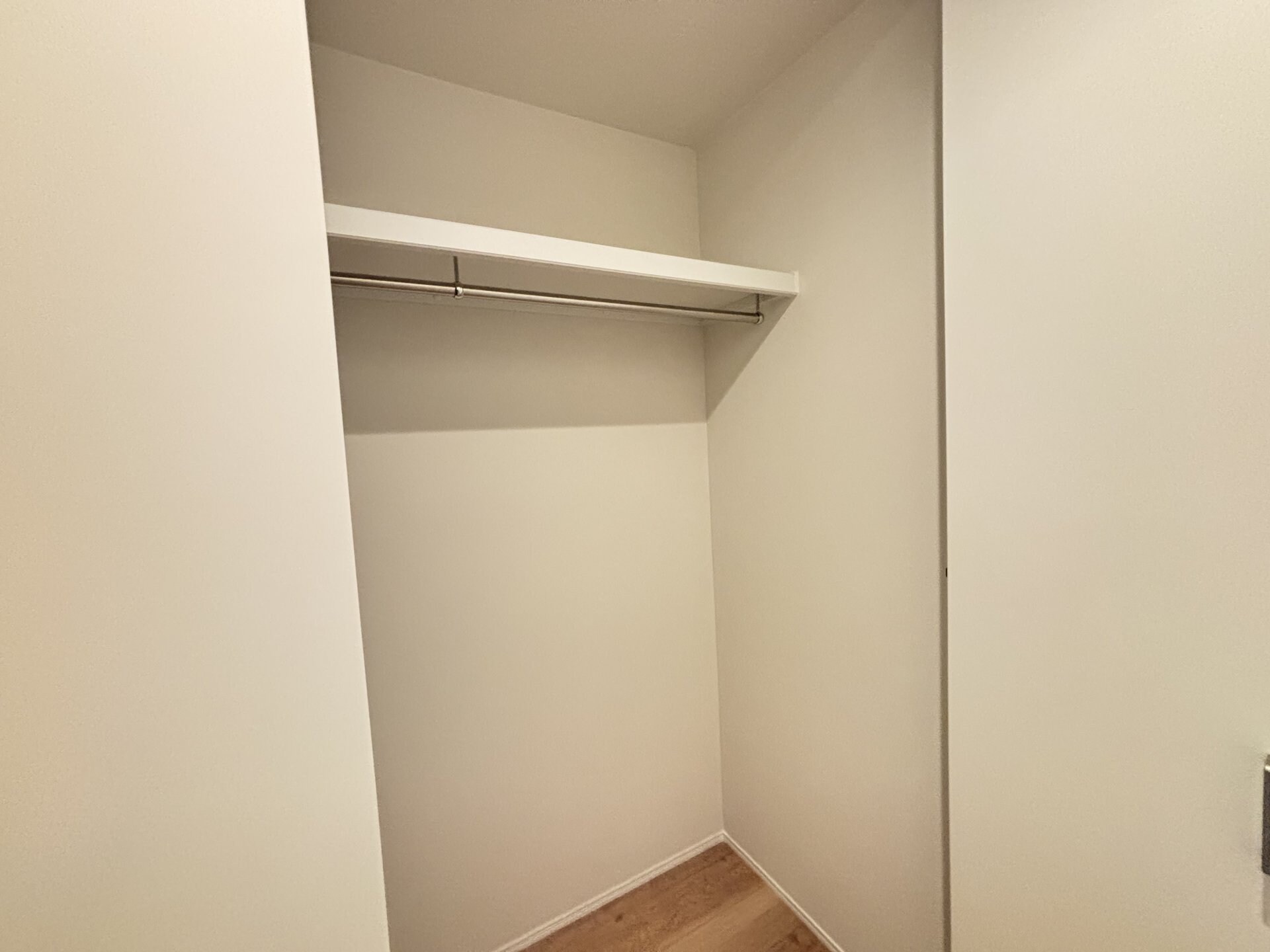 ファミリエ津之江D棟の物件内観写真