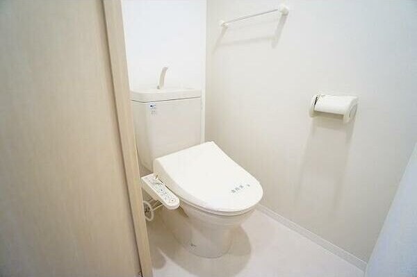 アーデン江坂IIの物件内観写真