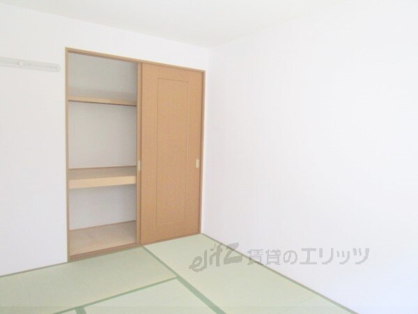 ガーデンビレッジB棟の物件内観写真