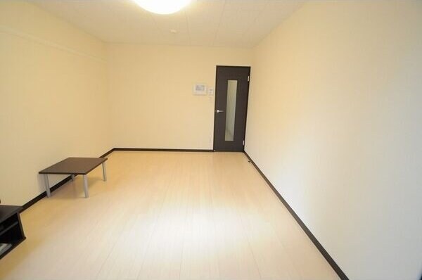 レオネクストSAKAE西淡路の物件内観写真