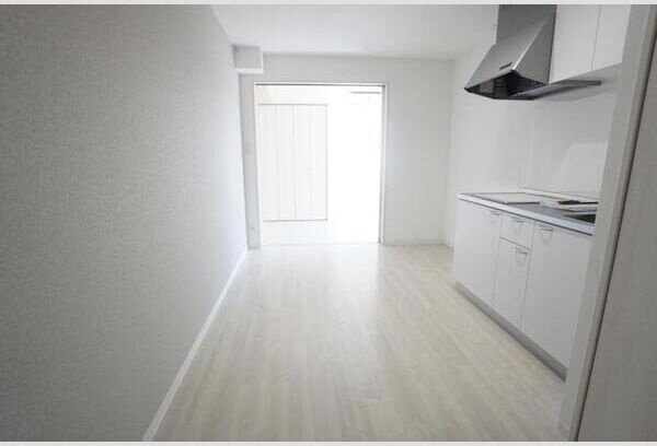 クレアトゥール岸辺1の物件内観写真