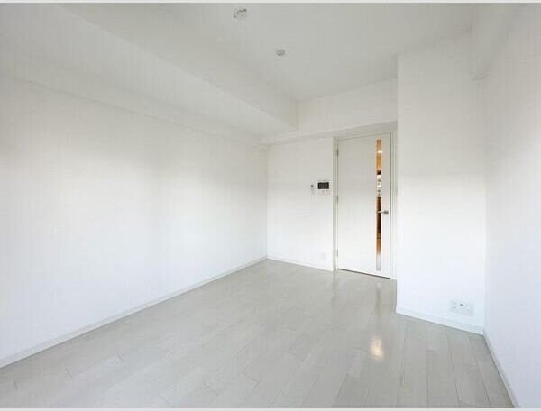 S-RESIDENCE江坂Eminenceの物件内観写真