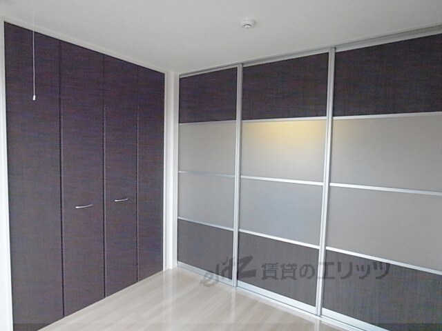 Station side courtの物件内観写真