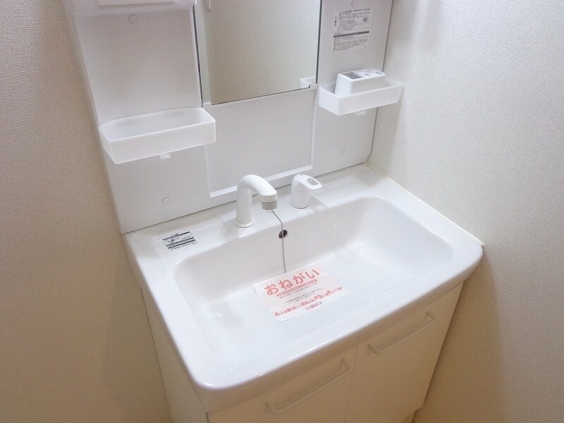 レヴール松ヶ丘の物件内観写真