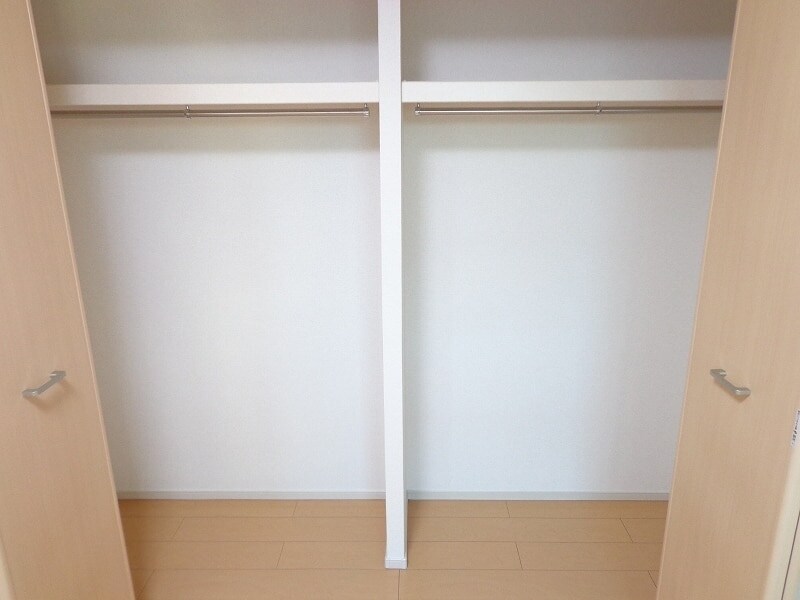 レヴール松ヶ丘の物件内観写真