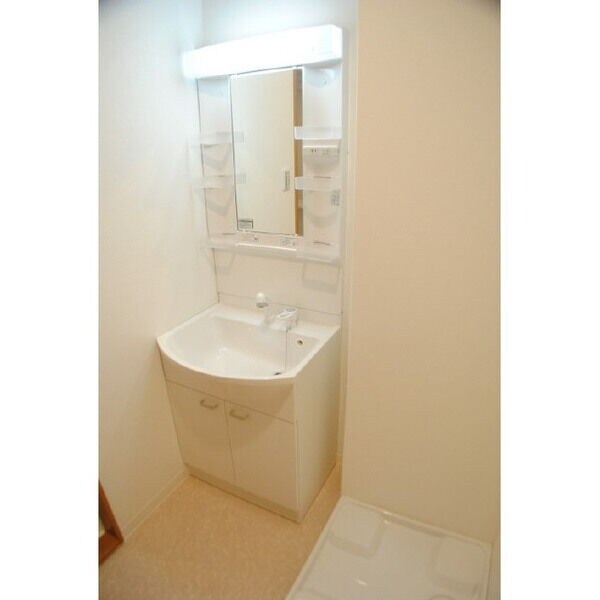 KTIレジデンス江坂の物件内観写真