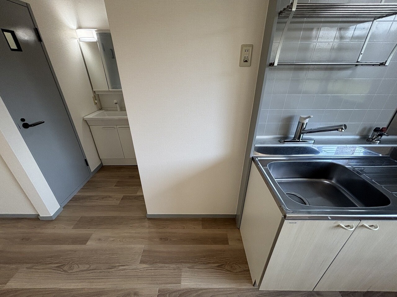 サンビレッヂ新和B棟の物件内観写真