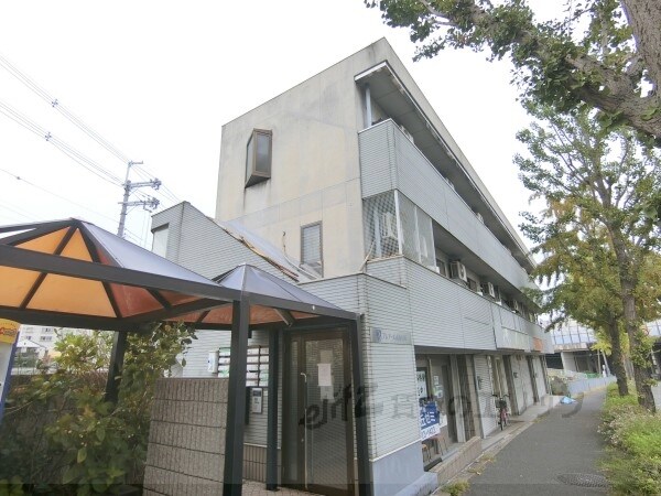 プレアール南春日丘の物件外観写真