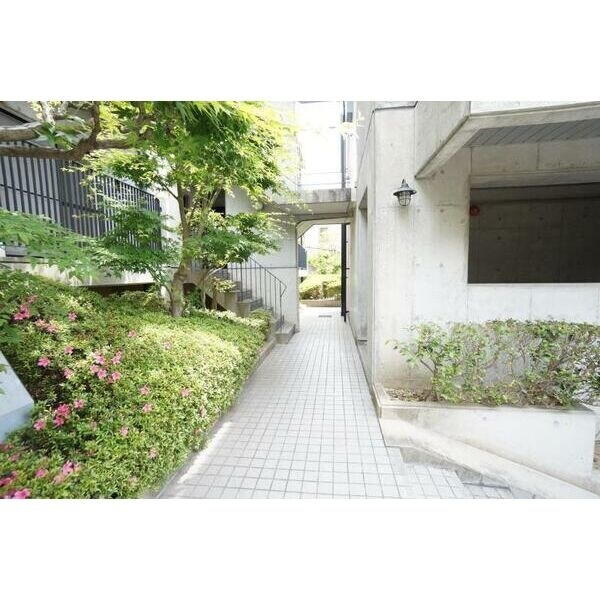 ラジュニール春日丘の物件内観写真