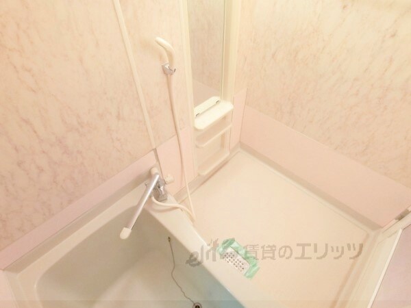 ラジュニール春日丘の物件内観写真